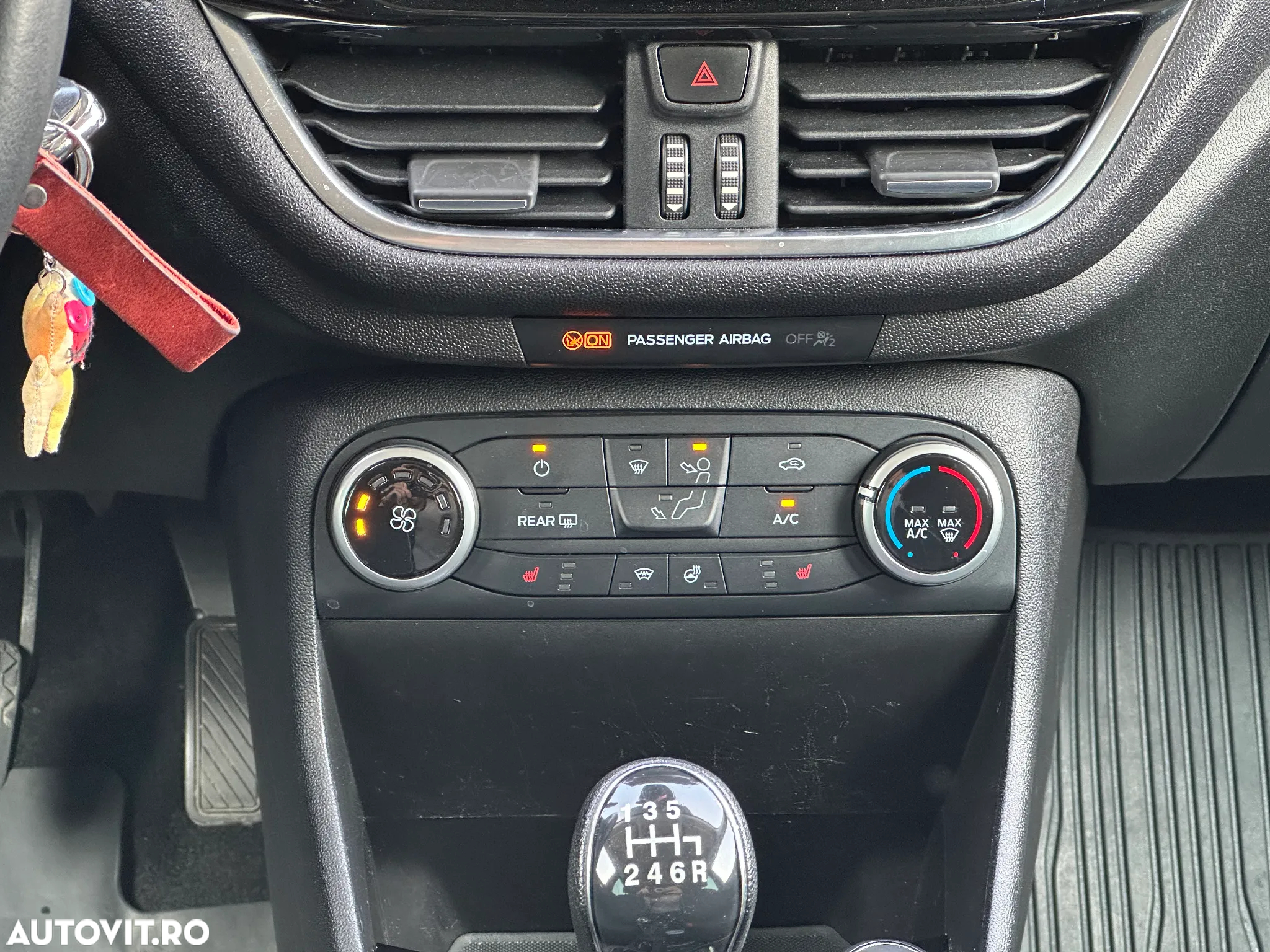 Ford Fiesta 1.0 EcoBoost Trend - 31