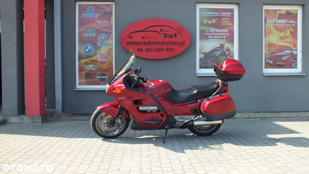 Honda ST - 6
