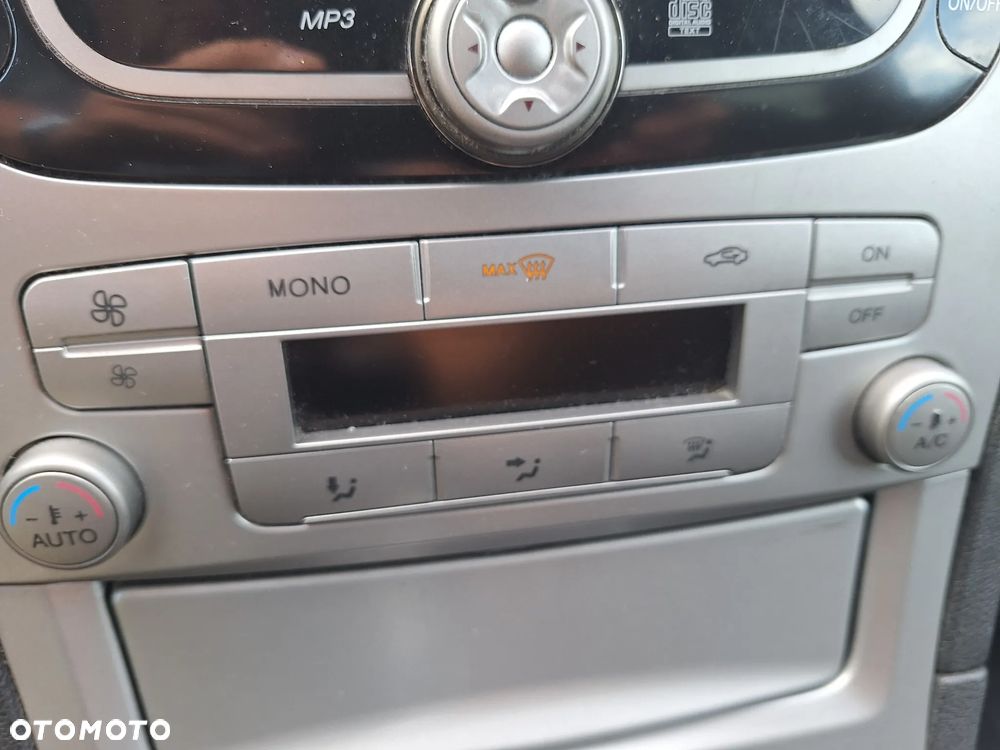 Ford S-Max 2.0 TDCi Titanium - 12