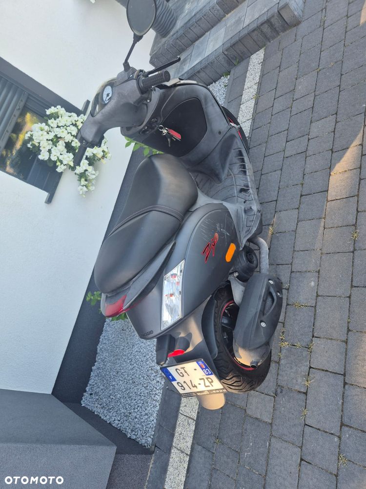 Piaggio ZIP - 2