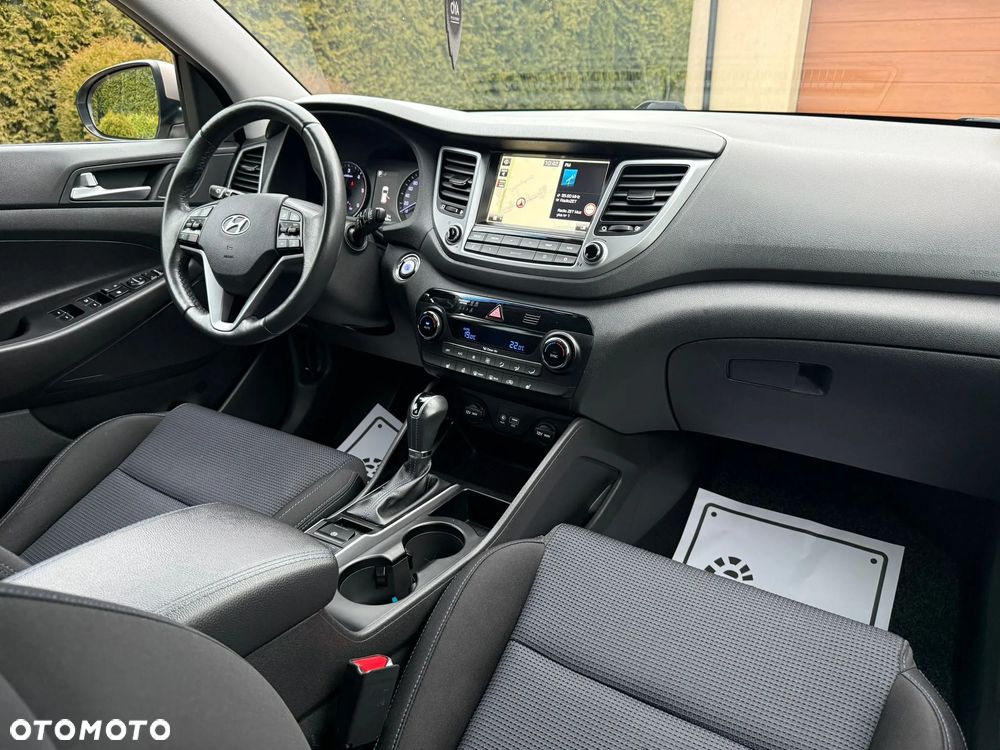 Hyundai Tucson 2.0 CRDI 4WD Automatik Style - 26