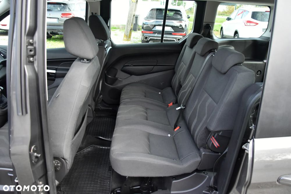 Ford Transit Connect - 26