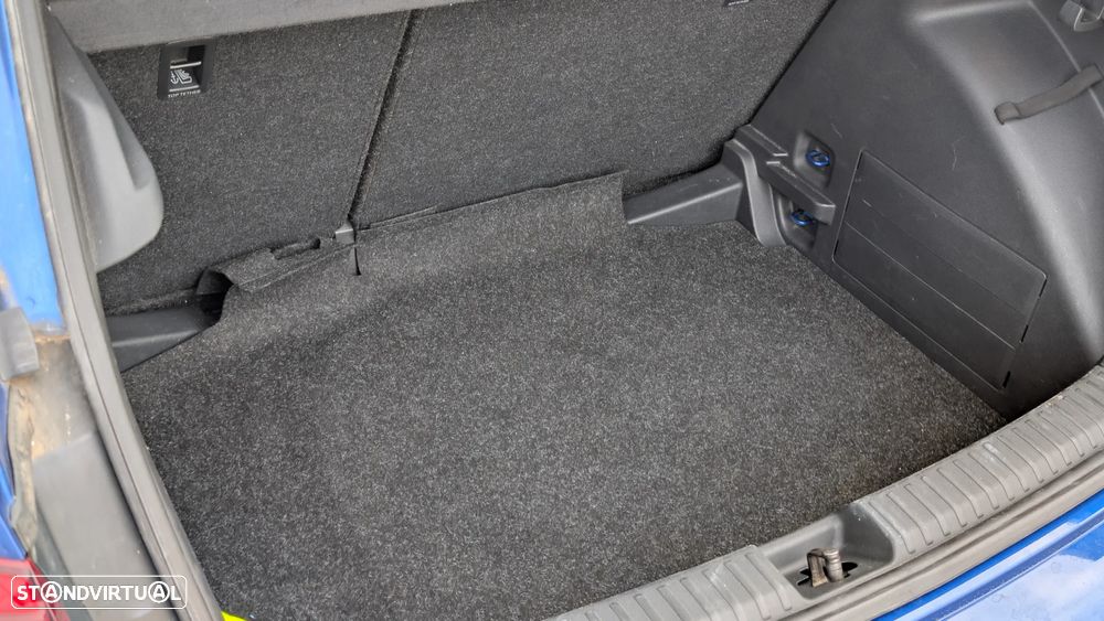 Skoda Fabia 1.0 MPI Ambition - 19