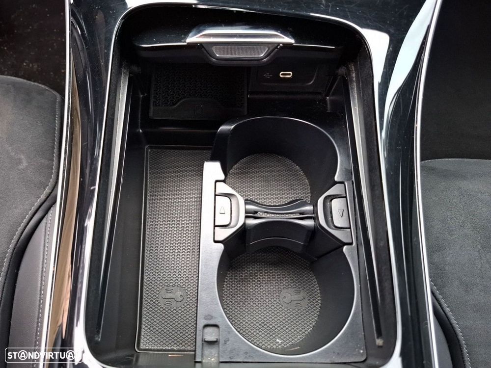 Mercedes-Benz C 300 de AMG Line - 21