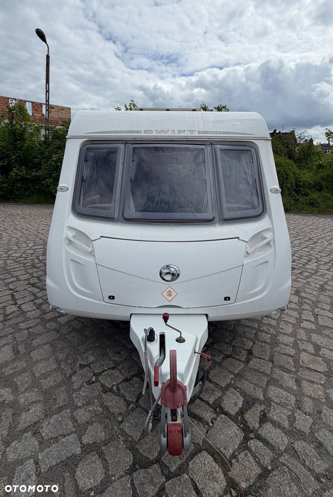 SWIFT Charisma 220 - 38