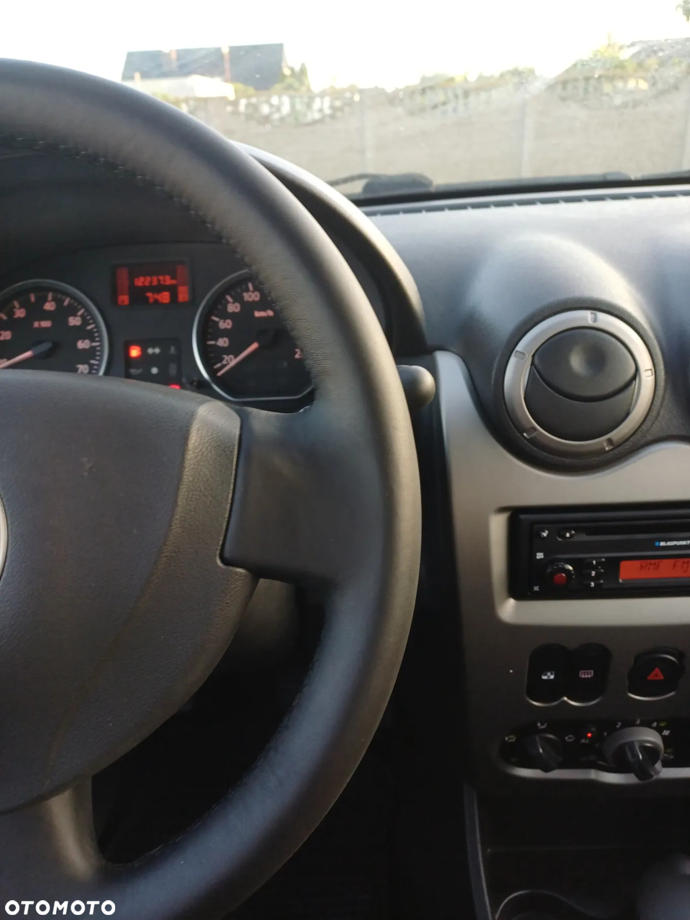 Dacia Sandero Stepway 1.6 - 17