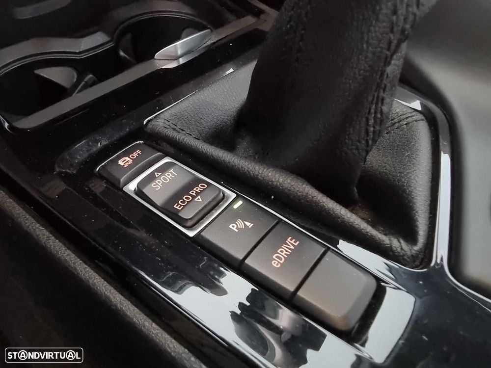 BMW X1 25 e xDrive xLine - 40