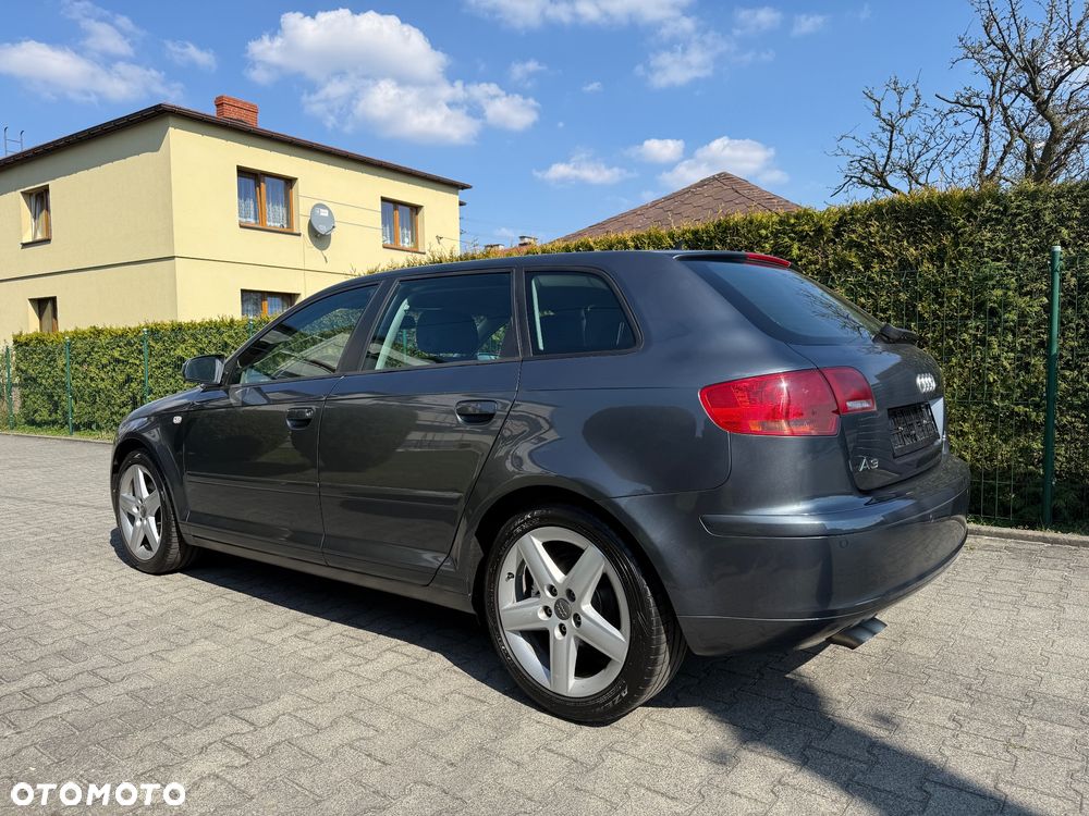 Audi A3 Sportback - 5