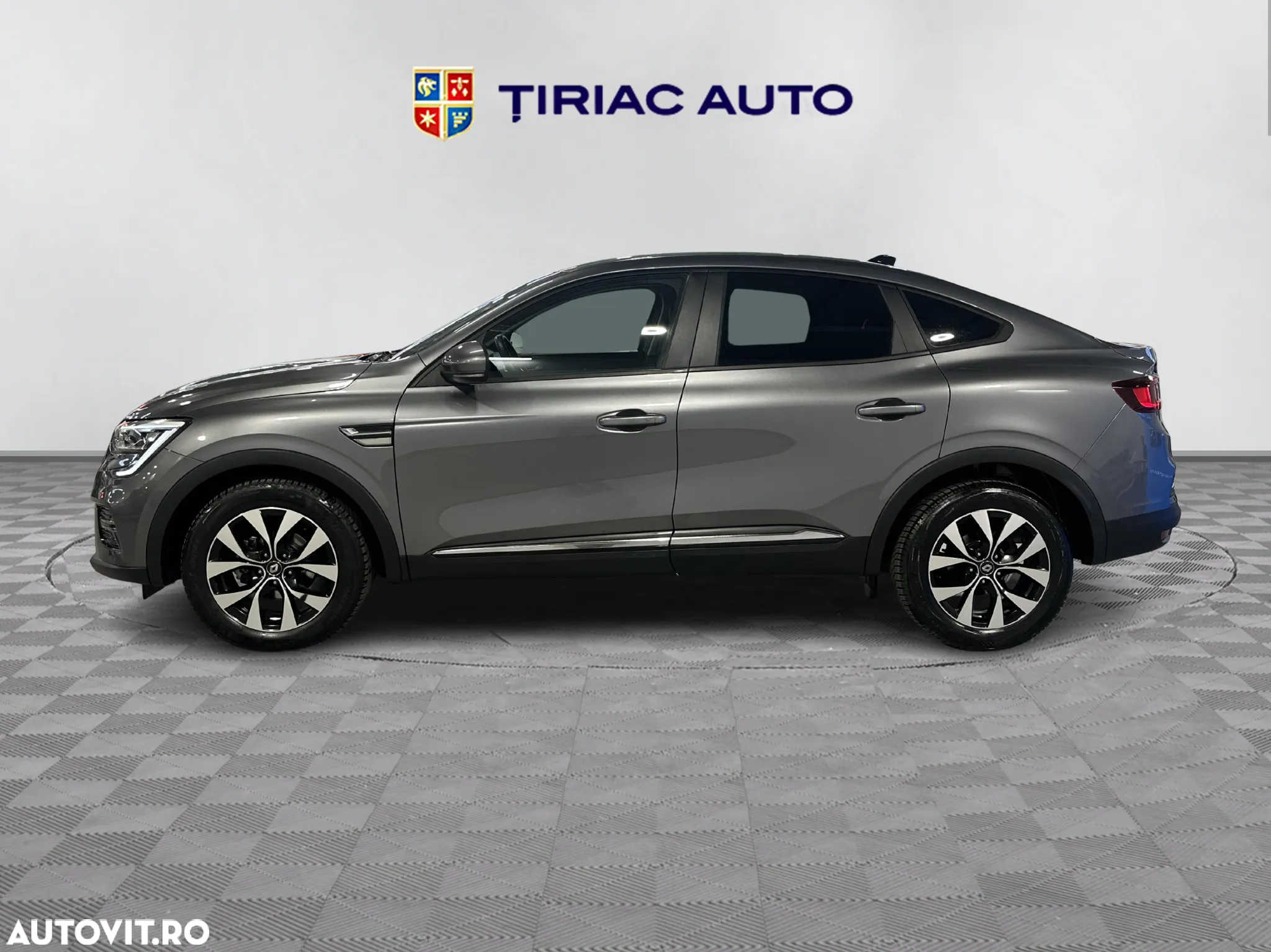 Renault Arkana - 2