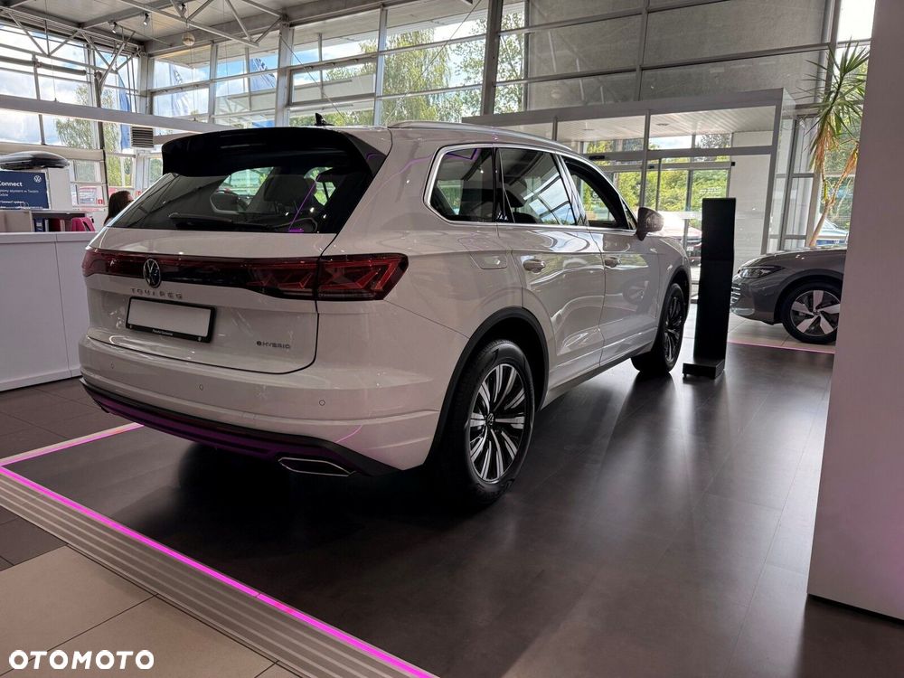 Volkswagen Touareg - 5