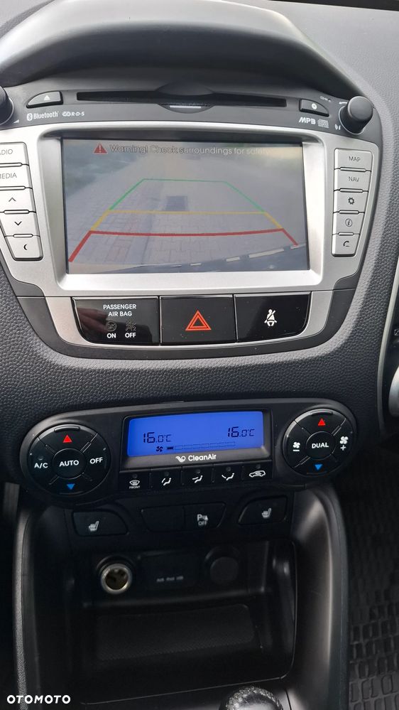 Hyundai ix35 2.0 CRDi 4WD Automatik Finale Gold - 23