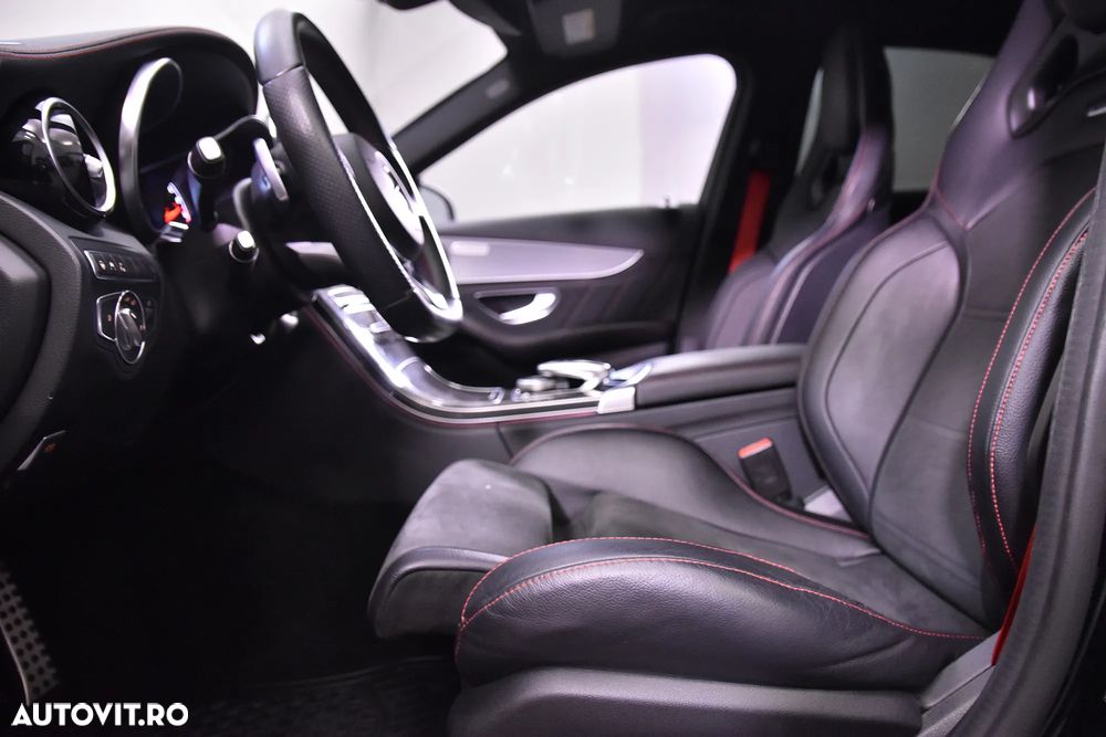 Mercedes-Benz C 43 AMG 4MATIC Aut. - 24