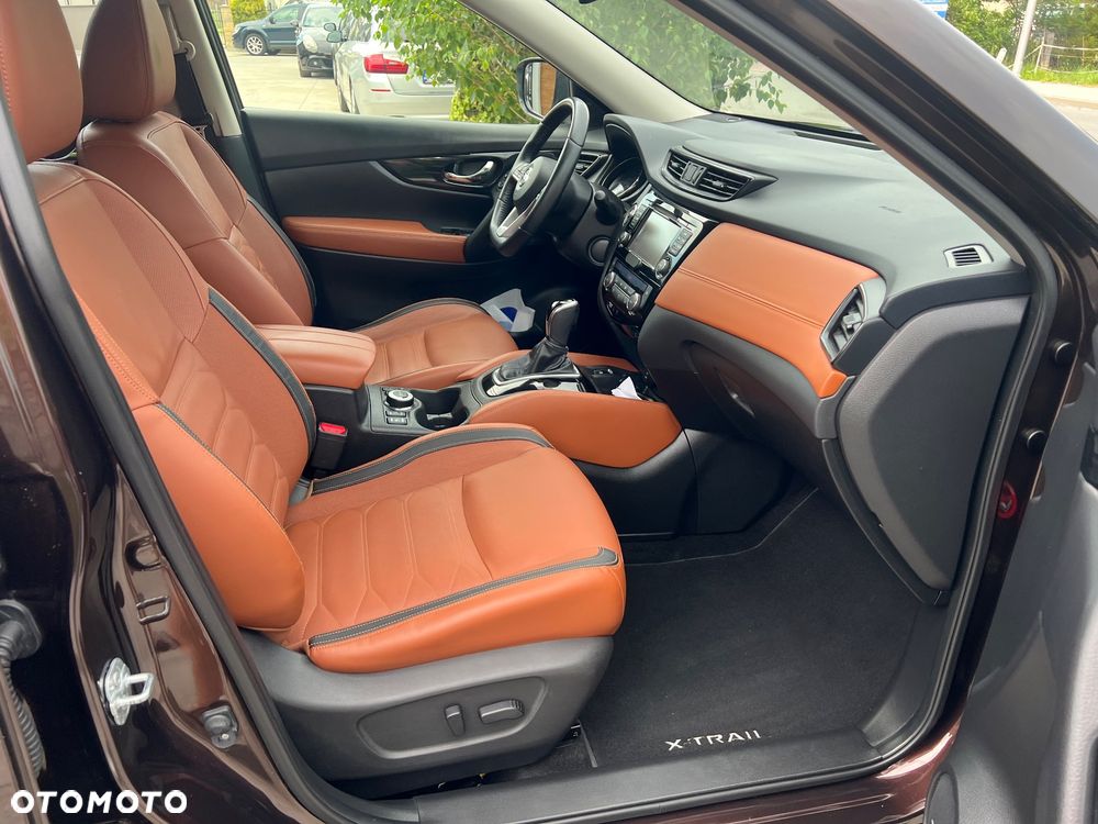 Nissan X-Trail 2.0 dCi ALL-MODE 4x4i Xtronic Tekna - 37