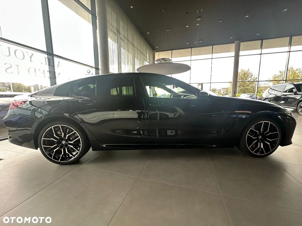 BMW Seria 8 - 7