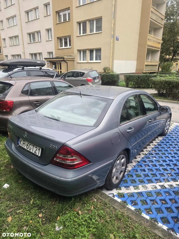 Mercedes-Benz Klasa C 200 CDI Elegance - 2