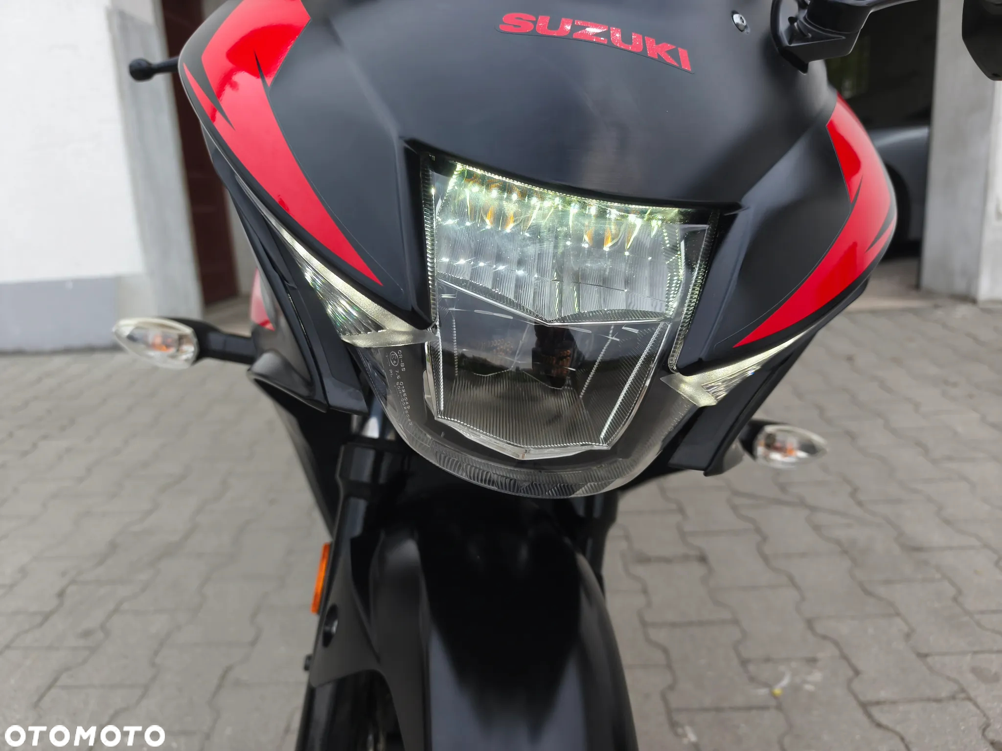 Suzuki GSX-R - 28