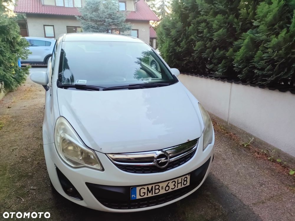 Opel Corsa - 1