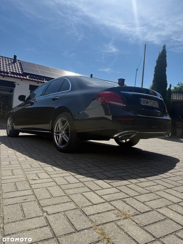 Mercedes-Benz Klasa E 300 9G-TRONIC - 4