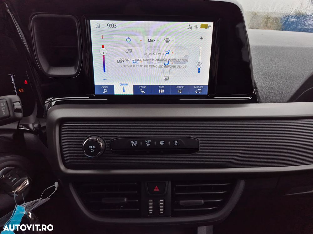 Ford Tourneo Courier - 21