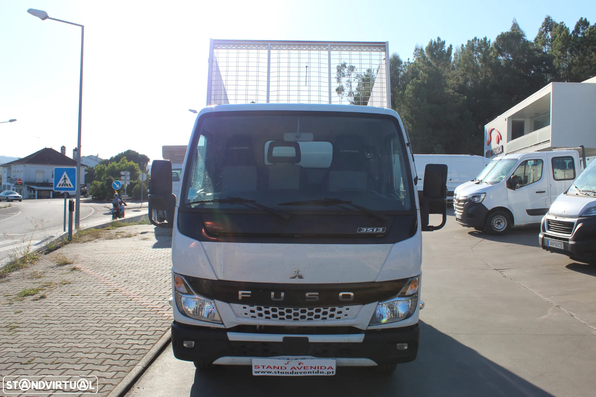 Mitsubishi Fuso Canter 3S13 // Basculante // 43.000 km´s - 2