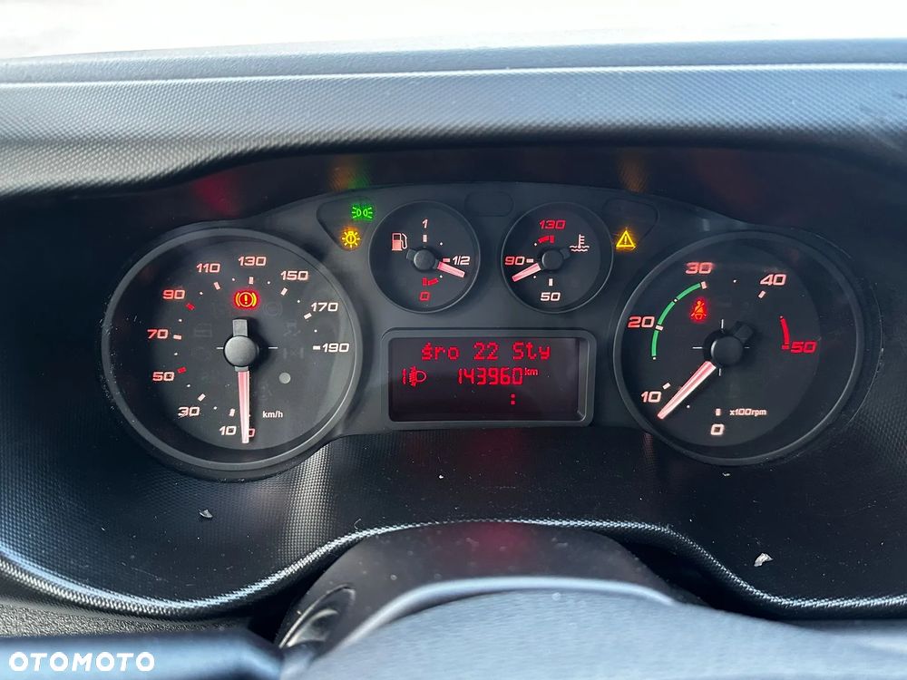 Iveco Daily 3.0 150KM/WYWROTKA/2016R/NISKI PRZEBIEG 143.960KM!/35C15/SKRZYNKA/WYJĄTKOWY KOLOR/BLIŹNIAK/KLIMA - 26