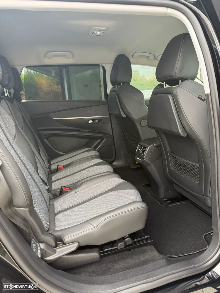 Peugeot 5008 1.5 BlueHDi Allure EAT8 - 4
