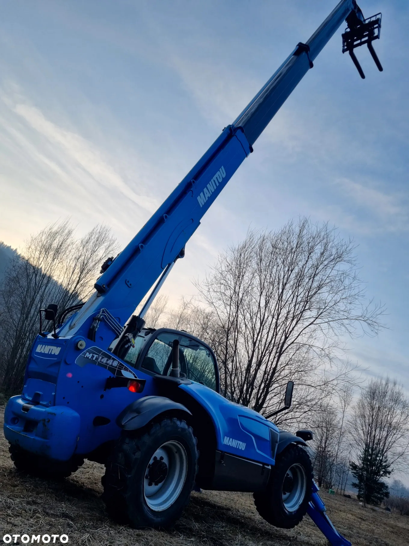 Manitou Ładowarka teleskopowa MT1440 JakNowa 2016r z Norwegii niski przebieg 3121 mtg Oryginał 14 metrów PERKINS SILNIK - 10