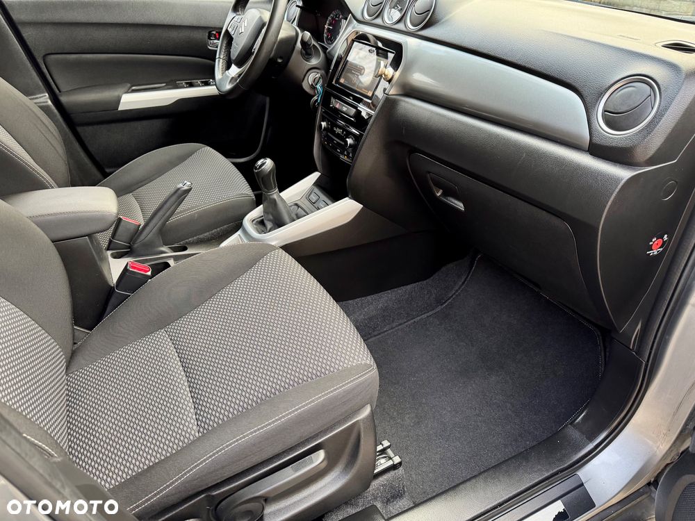 Suzuki Vitara 1.6 (4x2) Comfort+ - 17