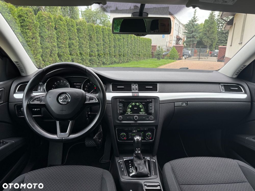 Skoda Superb 2.0 TDI Business DSG - 18