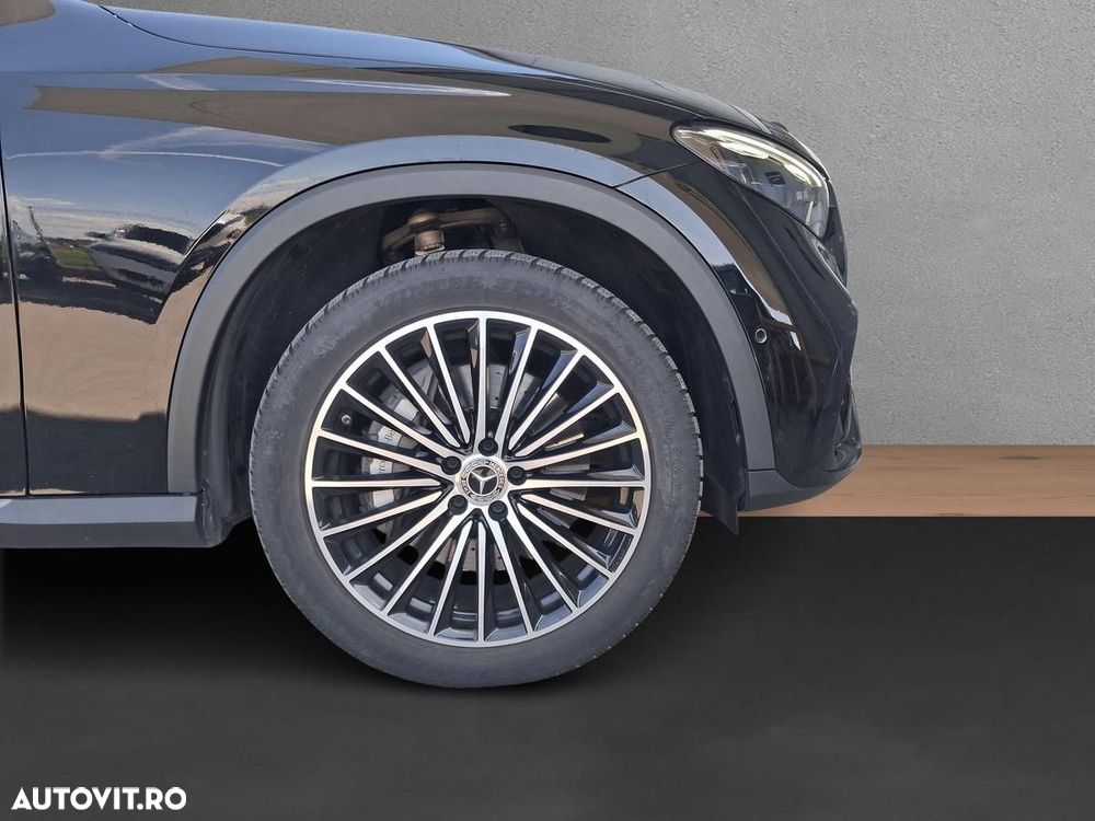 Mercedes-Benz GLC 300 4MATIC MHEV - 17
