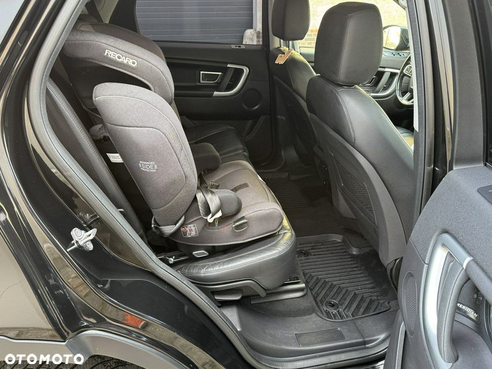 Land Rover Discovery Sport 2.0 D180 R-Dynamic HSE - 11