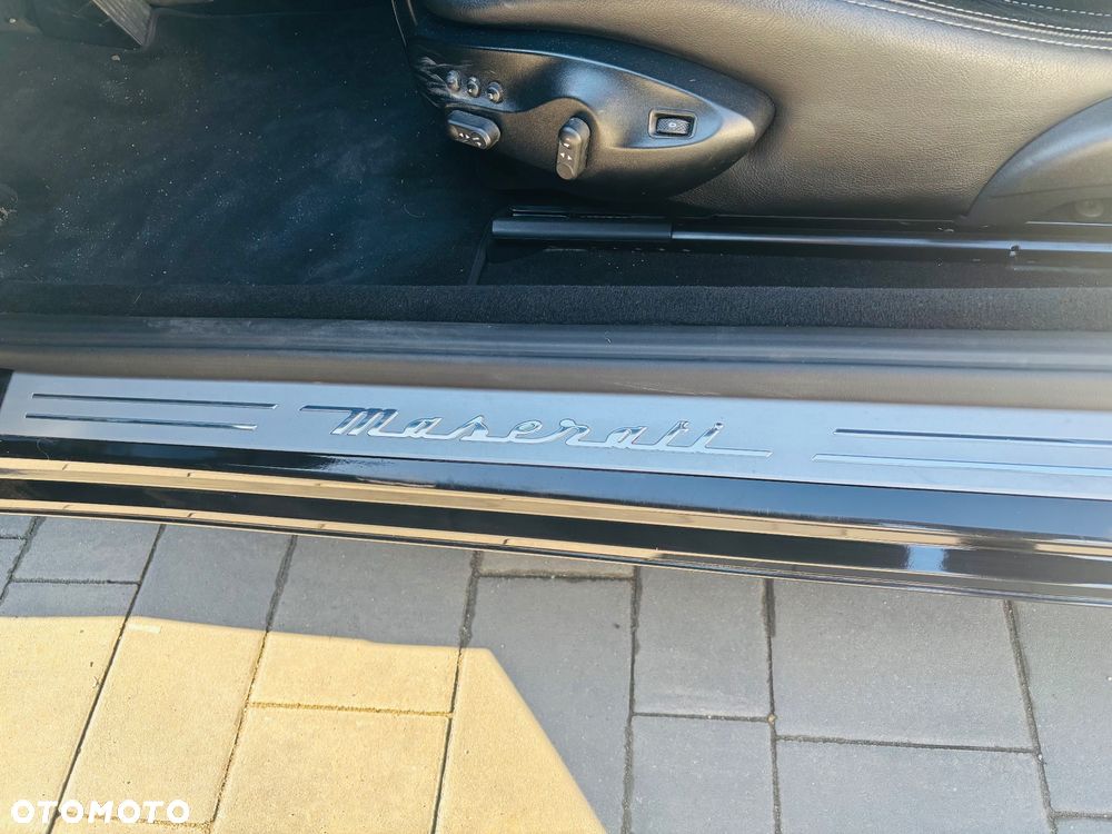 Maserati GranTurismo Automat - 17