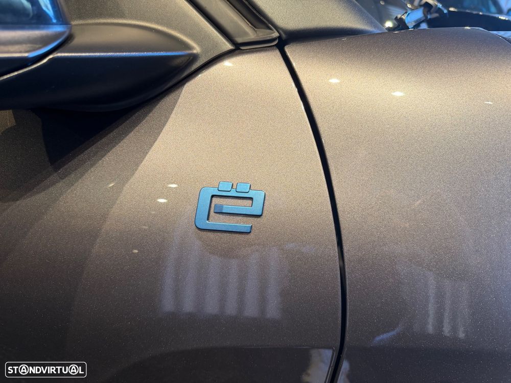 Citroën e-C4 50 kWh E-Series Collection - 11