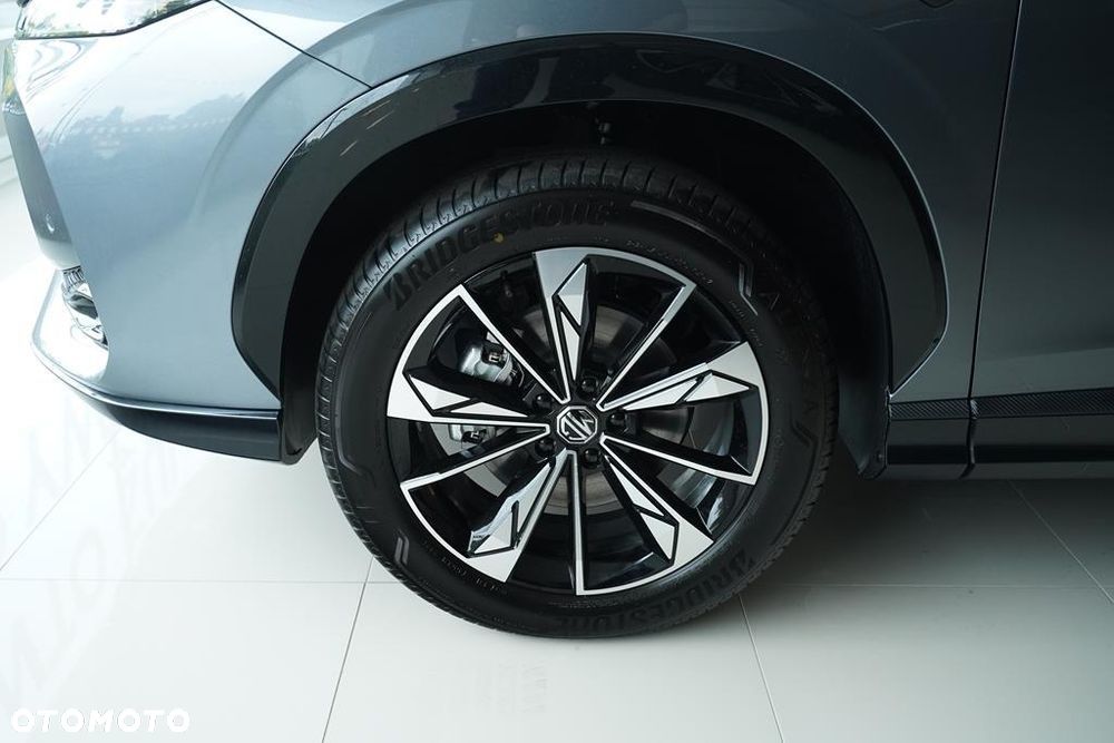 MG HS 1.5T HEV+ Exclusive - 27