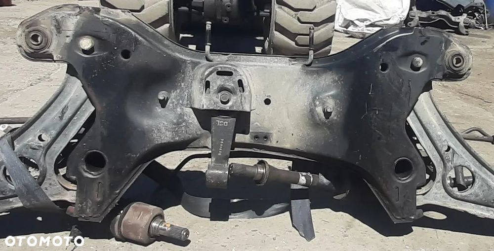 Zawieszenie  sanki przód Hyundai GETZ I 1.5 CRDI - 2