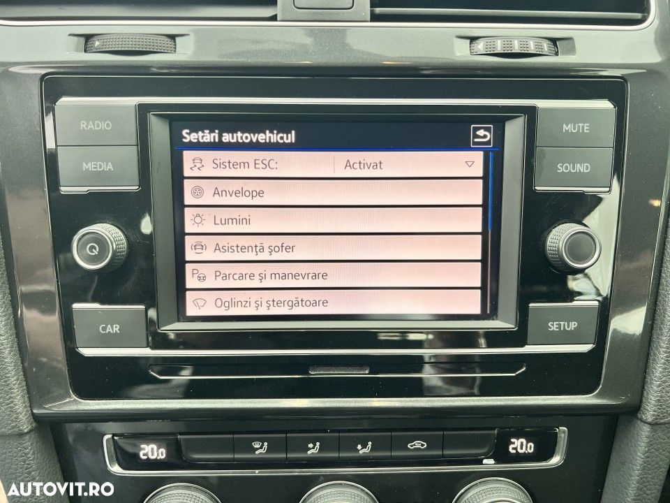 Volkswagen Golf - 17