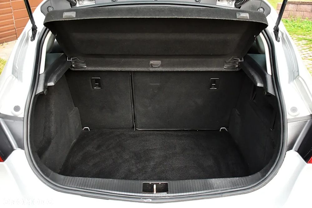 Opel Astra 1.4 Turbo Active - 26