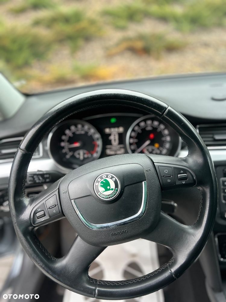 Skoda Superb 1.6 TDI Exclusive - 15