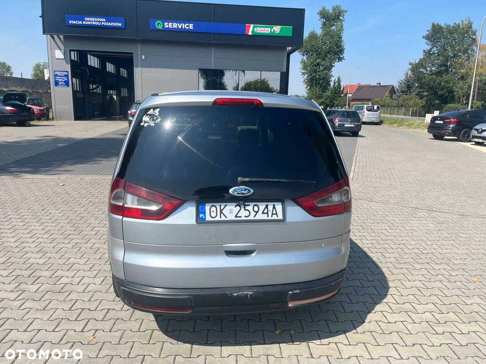 Ford Galaxy - 5