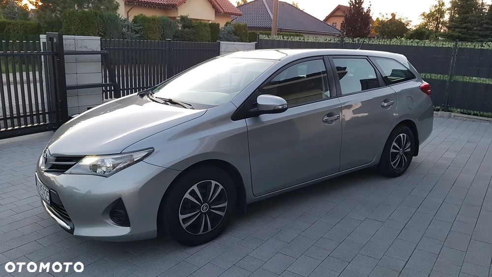 Toyota Auris 1.4 D-4D Comfort - 21