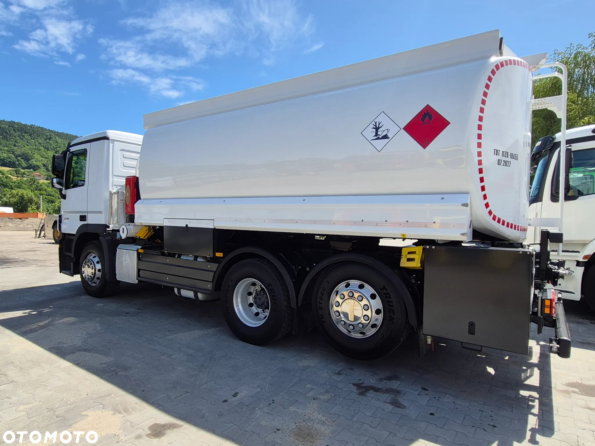 Mercedes-Benz AUTOCYSTERNA ACTROS 410 V6 - 14