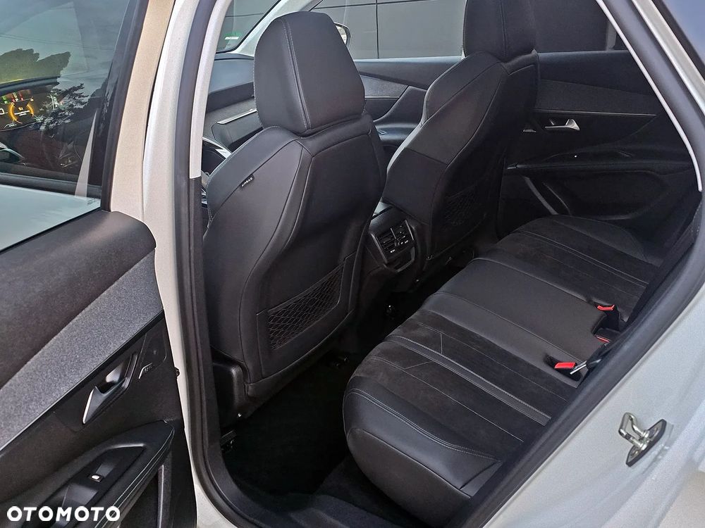 Peugeot 3008 PureTech 180 Stop & Start GPF EAT8 Crossway - 16