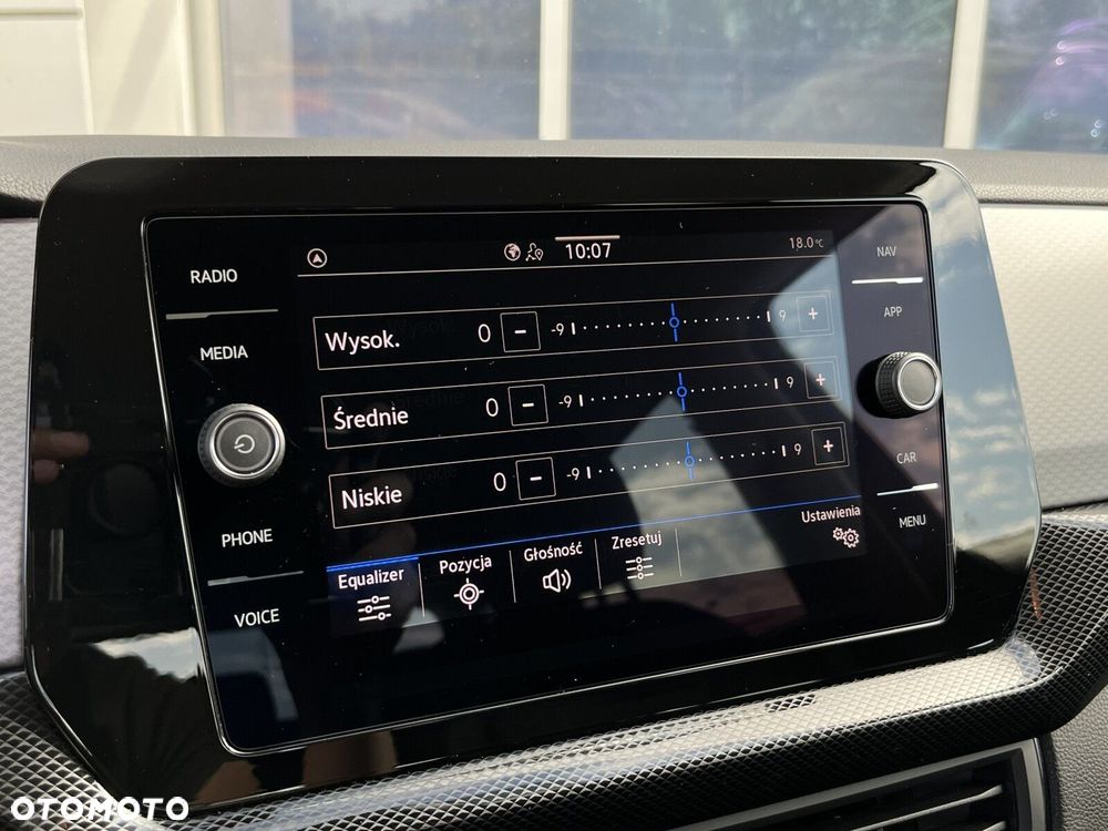 Volkswagen T-Cross - 33