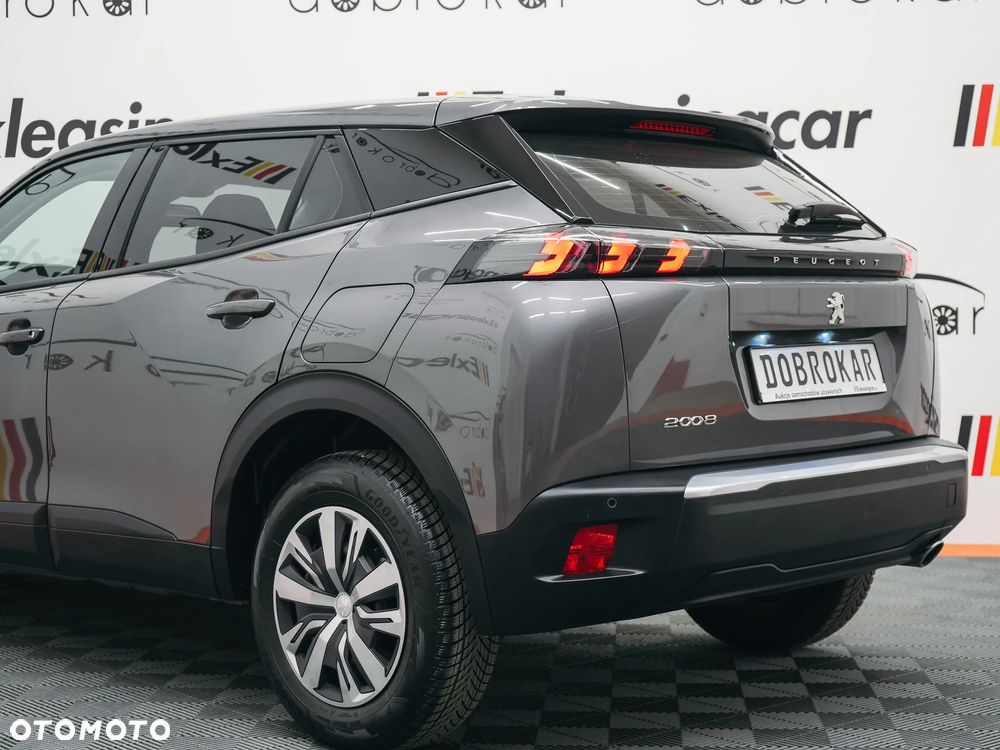 Peugeot 2008 1.5 BlueHDi Allure S&S EAT8 - 11