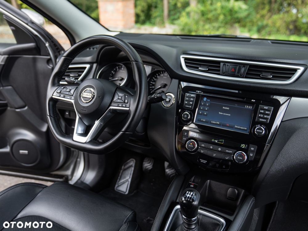 Nissan Qashqai 1.6 DIG-T TEKNA+ - 32