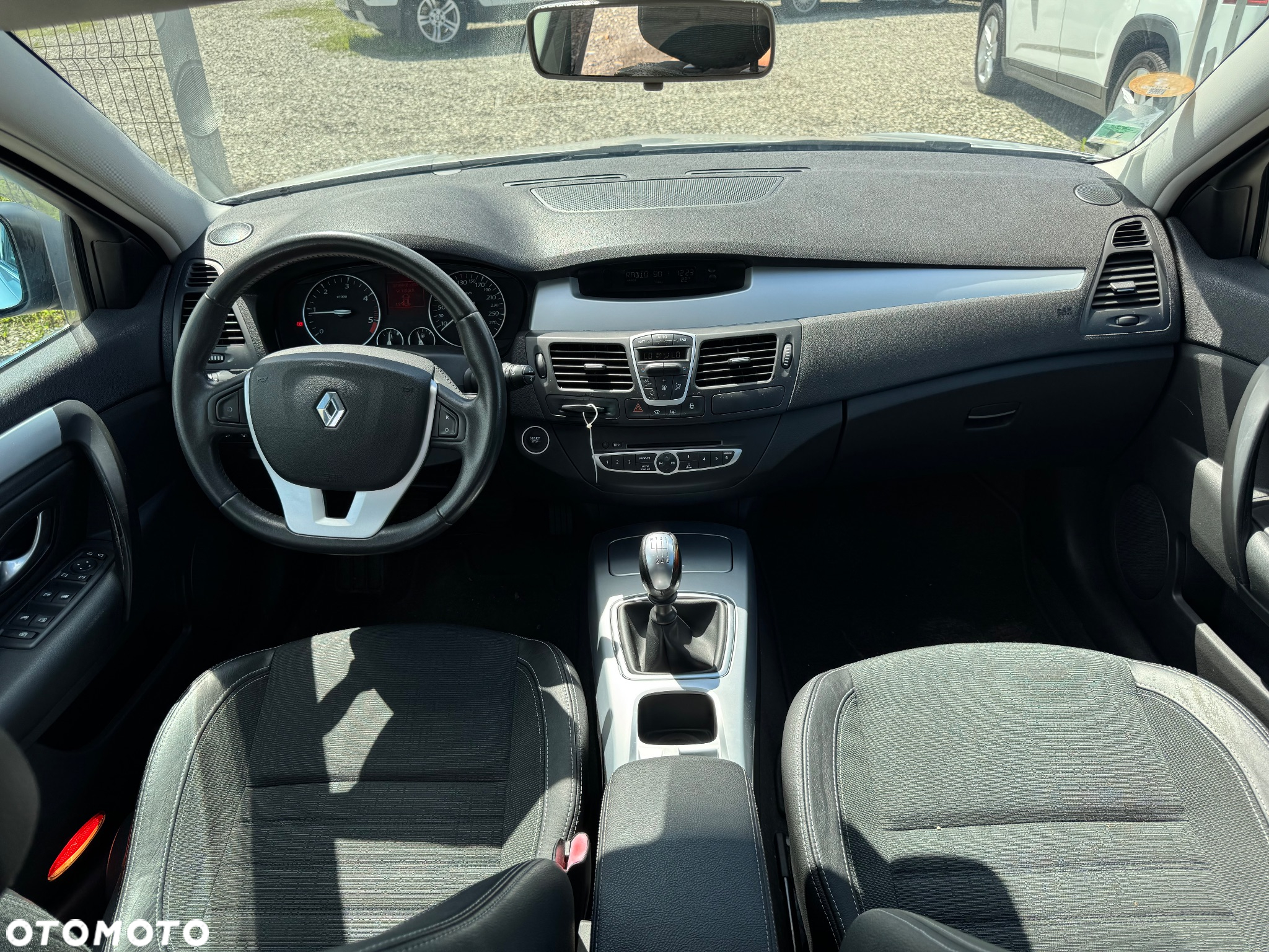 Renault Laguna - 16