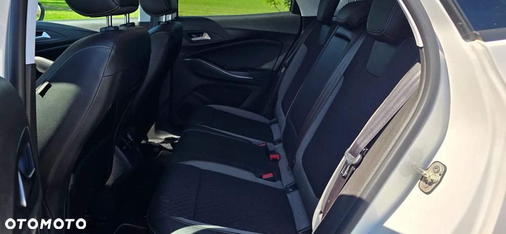 Opel Grandland X 1.5 D Start/Stop Business INNOVATION - 12