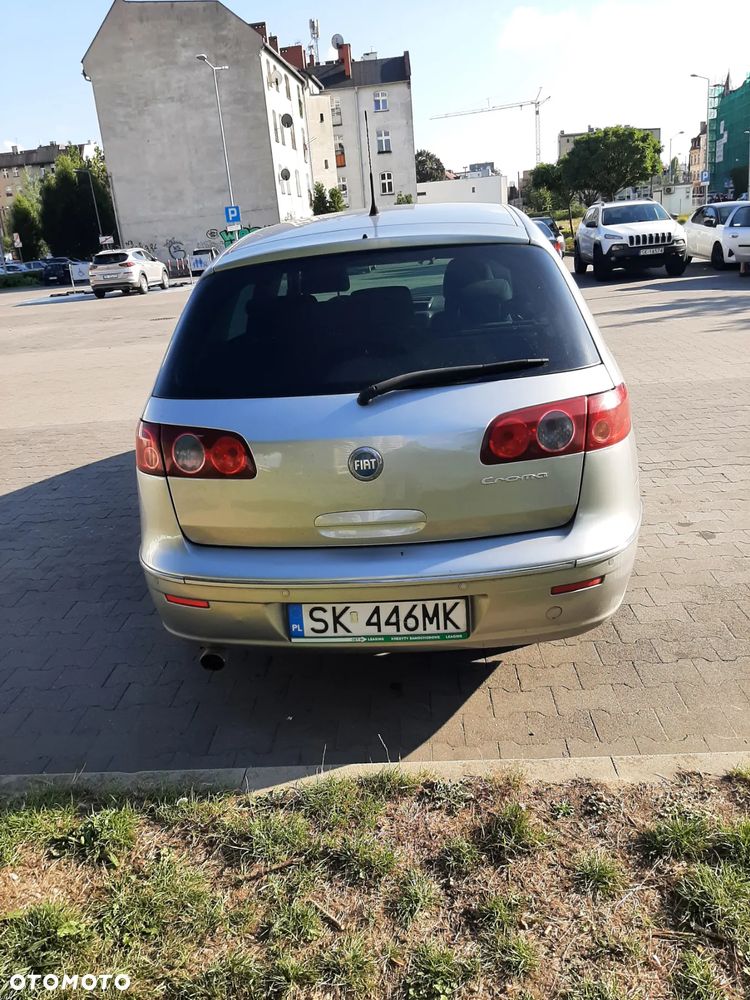 Fiat Croma 1.9 JTD Emotion - 4