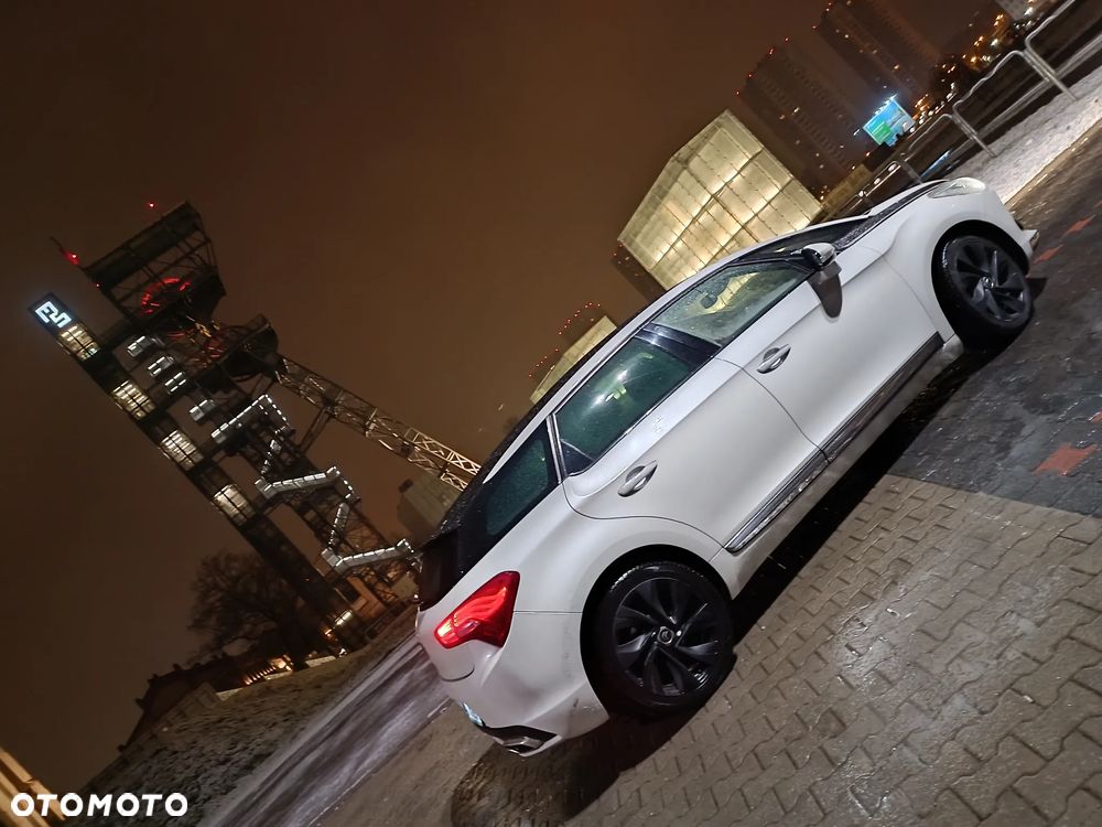 Citroën DS5 HDi 165 SportChic - 11