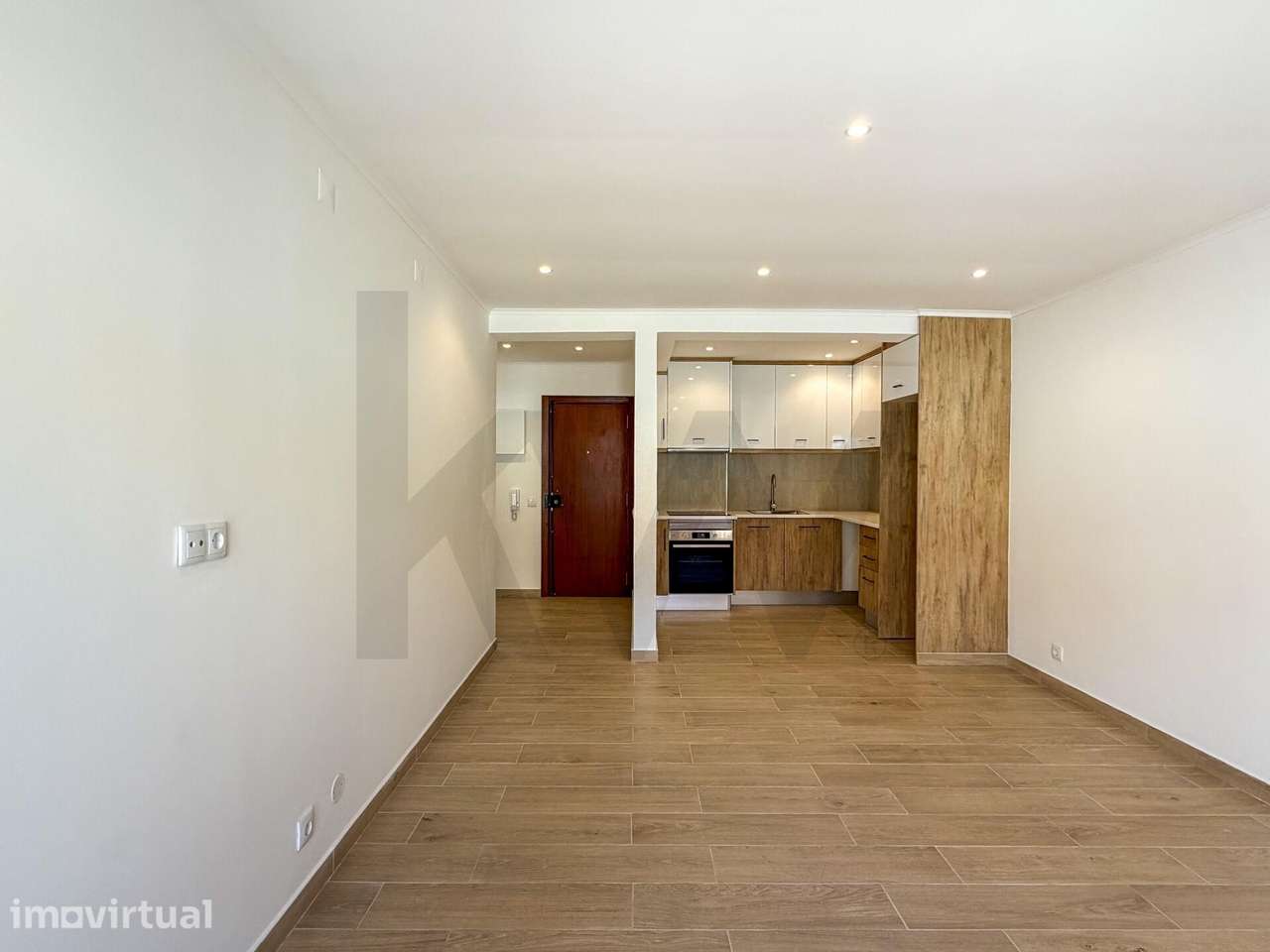Apartamento T1 a  5 minutos da praia - Grande imagem: 3/28